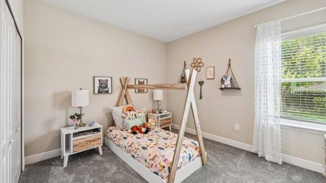 Active With Contract: $299,900 (3 beds, 2 baths, 2044 Square Feet)