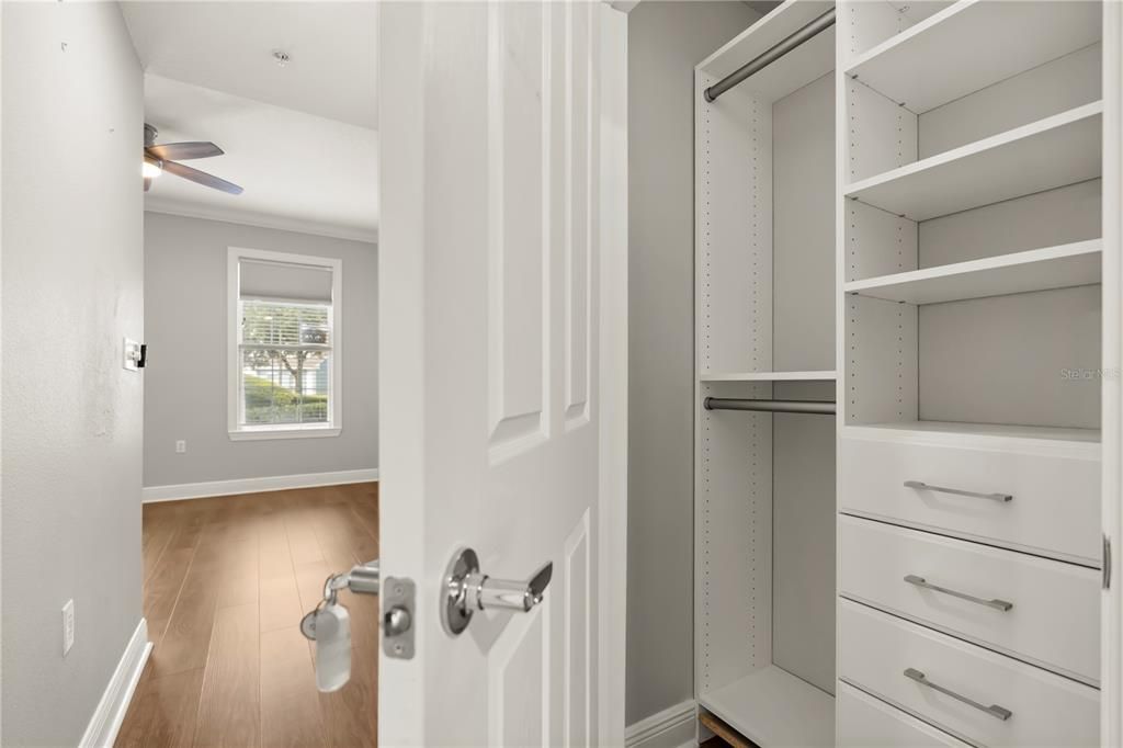 En Venta: $359,000 (3 camas, 2 baños, 2069 Pies cuadrados)