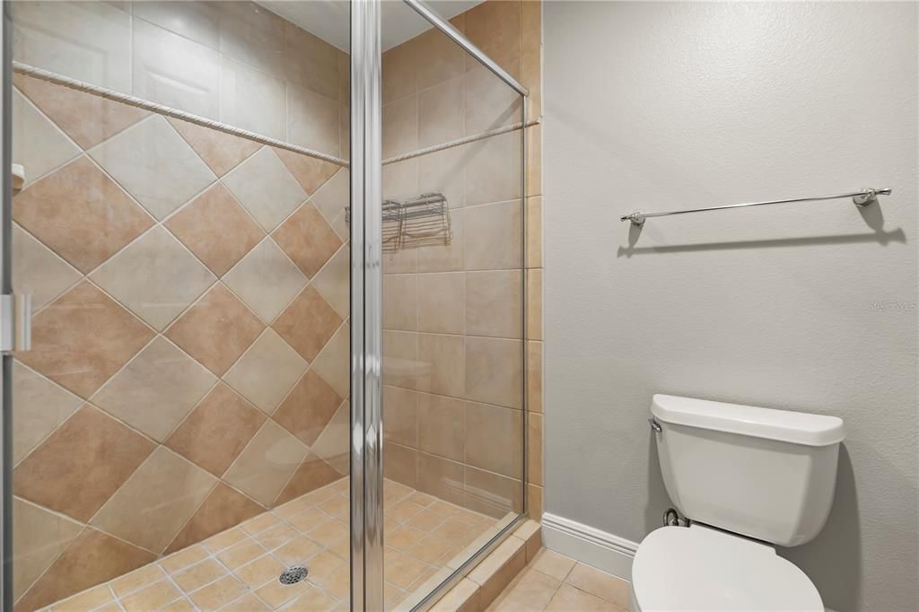 En Venta: $359,000 (3 camas, 2 baños, 2069 Pies cuadrados)