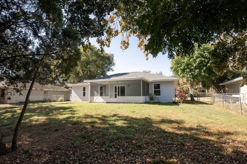 For Sale: $329,500 (4 beds, 2 baths, 1351 Square Feet)