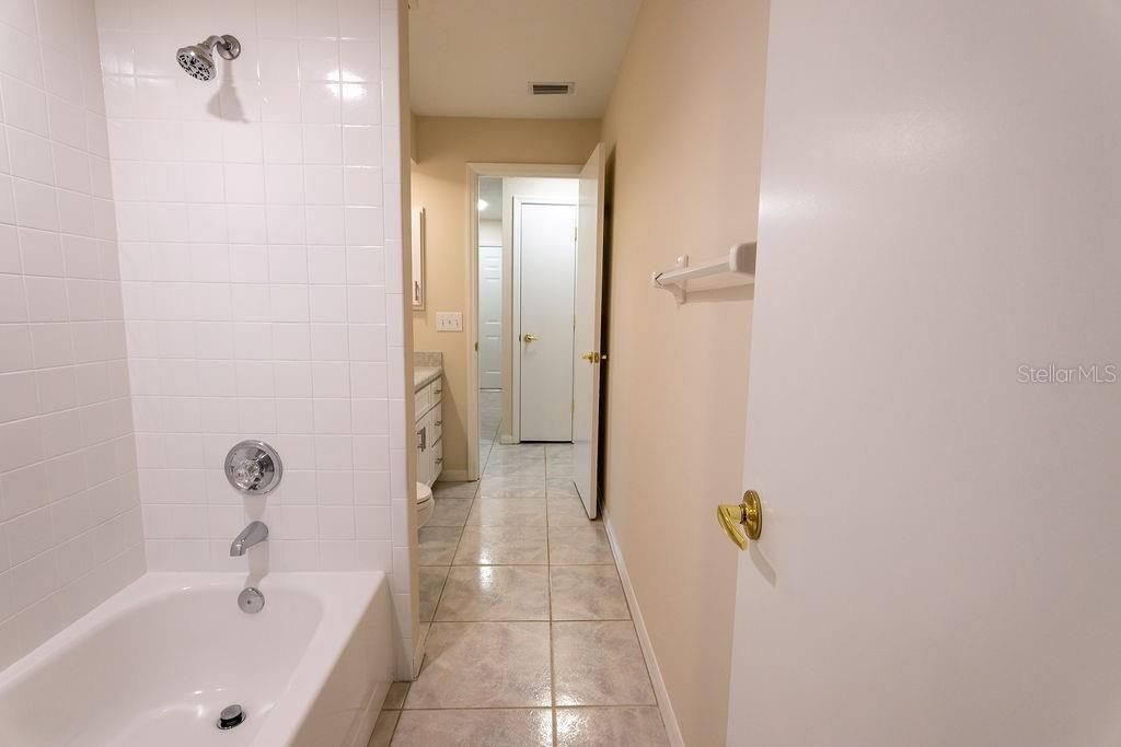 For Sale: $329,500 (4 beds, 2 baths, 1351 Square Feet)