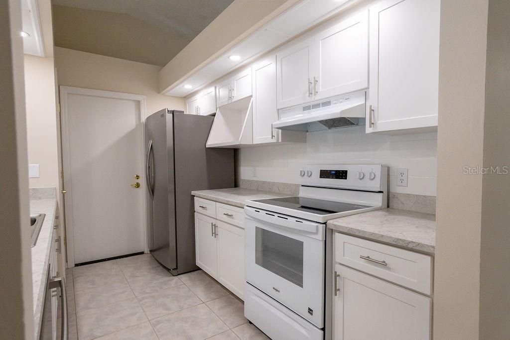 For Sale: $329,500 (4 beds, 2 baths, 1351 Square Feet)