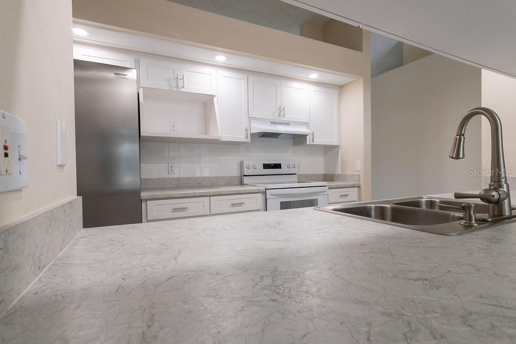 For Sale: $329,500 (4 beds, 2 baths, 1351 Square Feet)