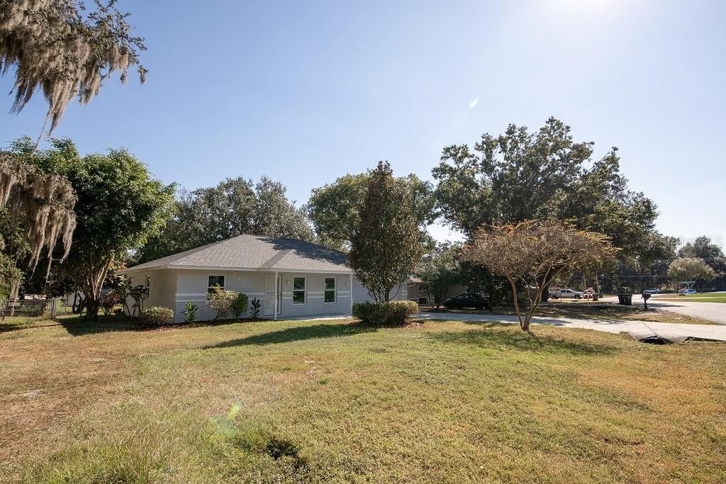 For Sale: $329,500 (4 beds, 2 baths, 1351 Square Feet)