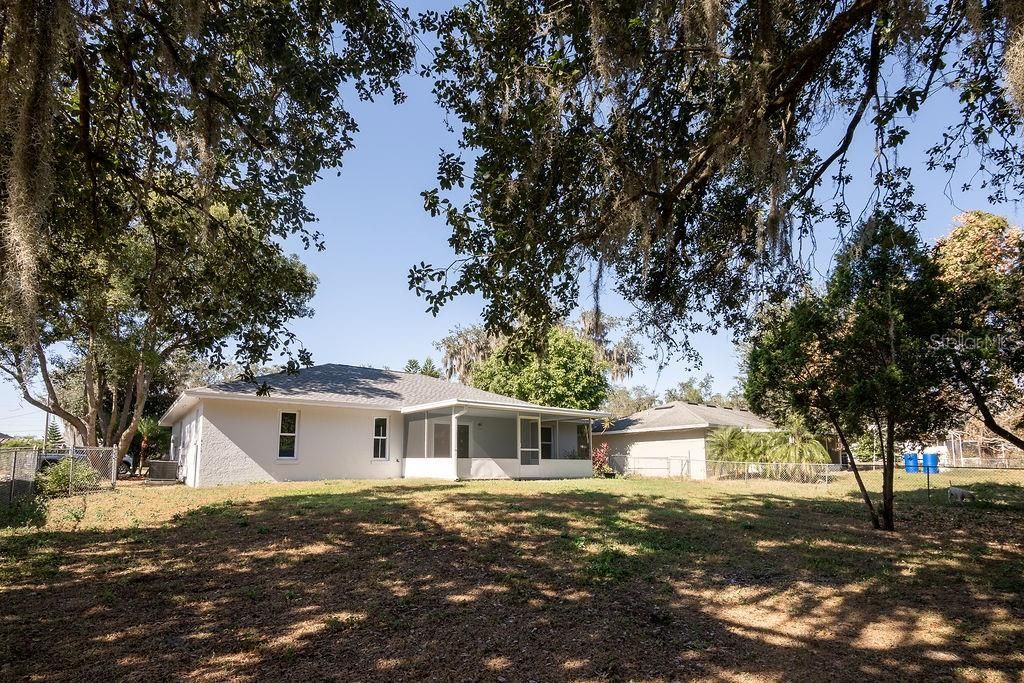 For Sale: $329,500 (4 beds, 2 baths, 1351 Square Feet)