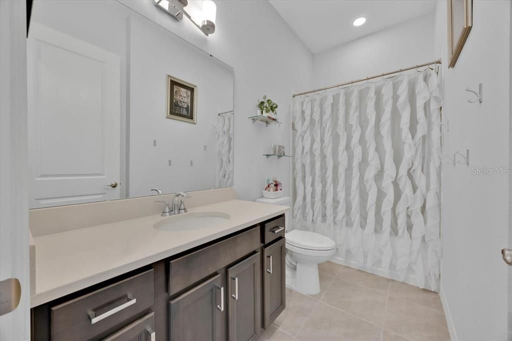 For Sale: $339,000 (2 beds, 2 baths, 1557 Square Feet)