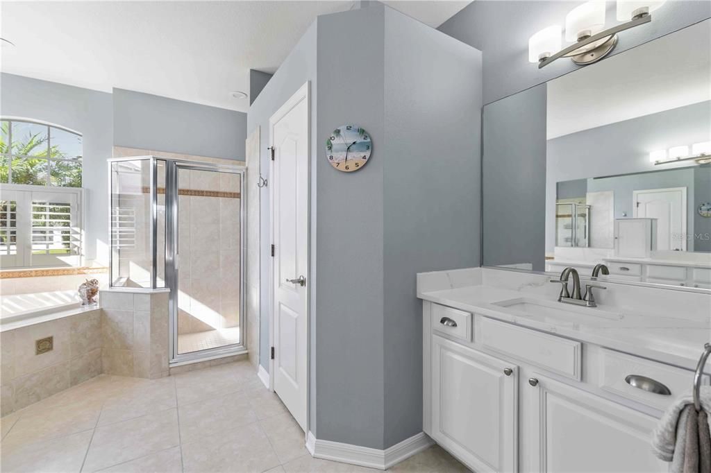 На продажу: $799,999 (5 спален, 4 ванн, 3466 Квадратных фут)