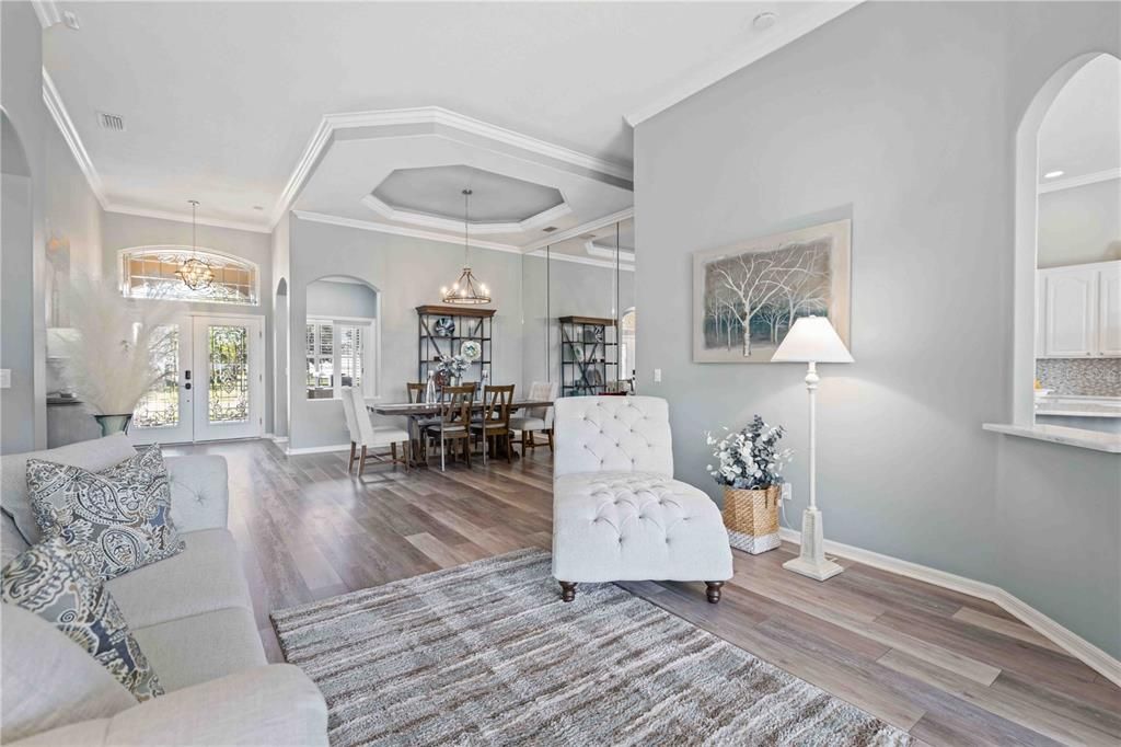 На продажу: $799,999 (5 спален, 4 ванн, 3466 Квадратных фут)