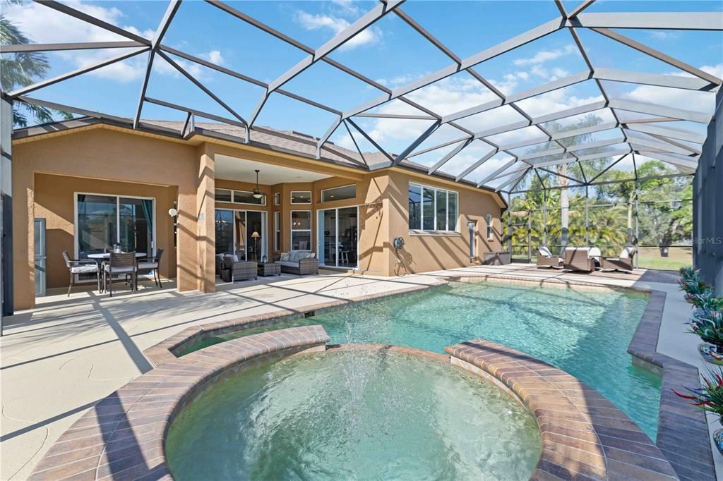 На продажу: $799,999 (5 спален, 4 ванн, 3466 Квадратных фут)