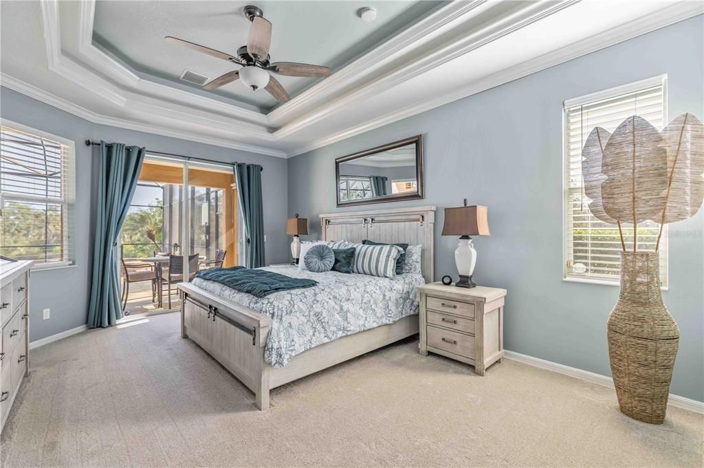 На продажу: $799,999 (5 спален, 4 ванн, 3466 Квадратных фут)