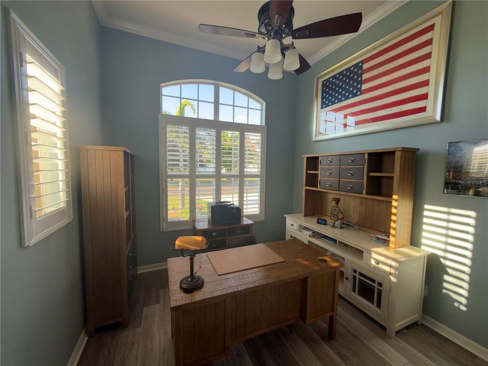 На продажу: $799,999 (5 спален, 4 ванн, 3466 Квадратных фут)