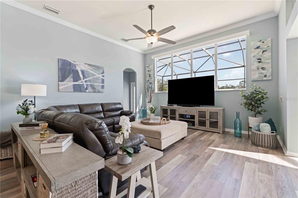 На продажу: $799,999 (5 спален, 4 ванн, 3466 Квадратных фут)