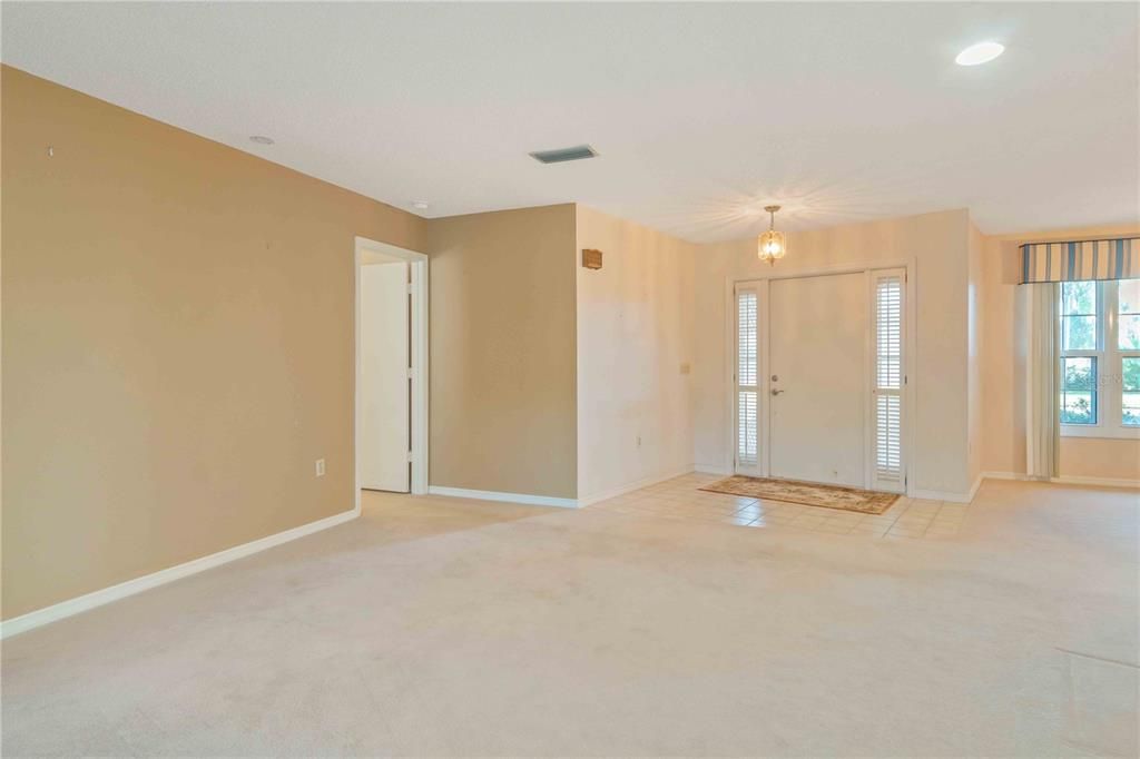 На продажу: $375,000 (3 спален, 2 ванн, 2147 Квадратных фут)