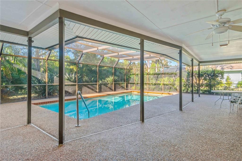 На продажу: $375,000 (3 спален, 2 ванн, 2147 Квадратных фут)