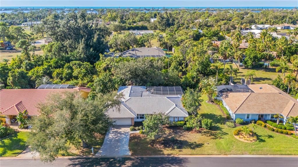 На продажу: $375,000 (3 спален, 2 ванн, 2147 Квадратных фут)