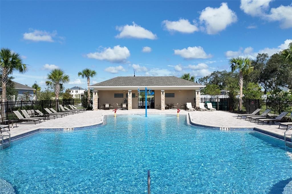 For Sale: $414,369 (3 beds, 2 baths, 1643 Square Feet)