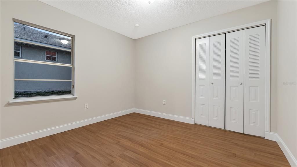 For Sale: $300,000 (3 beds, 2 baths, 1732 Square Feet)