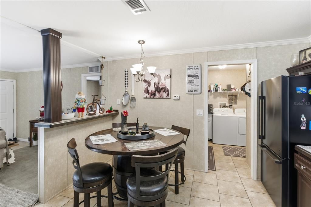 На продажу: $349,500 (3 спален, 2 ванн, 1188 Квадратных фут)