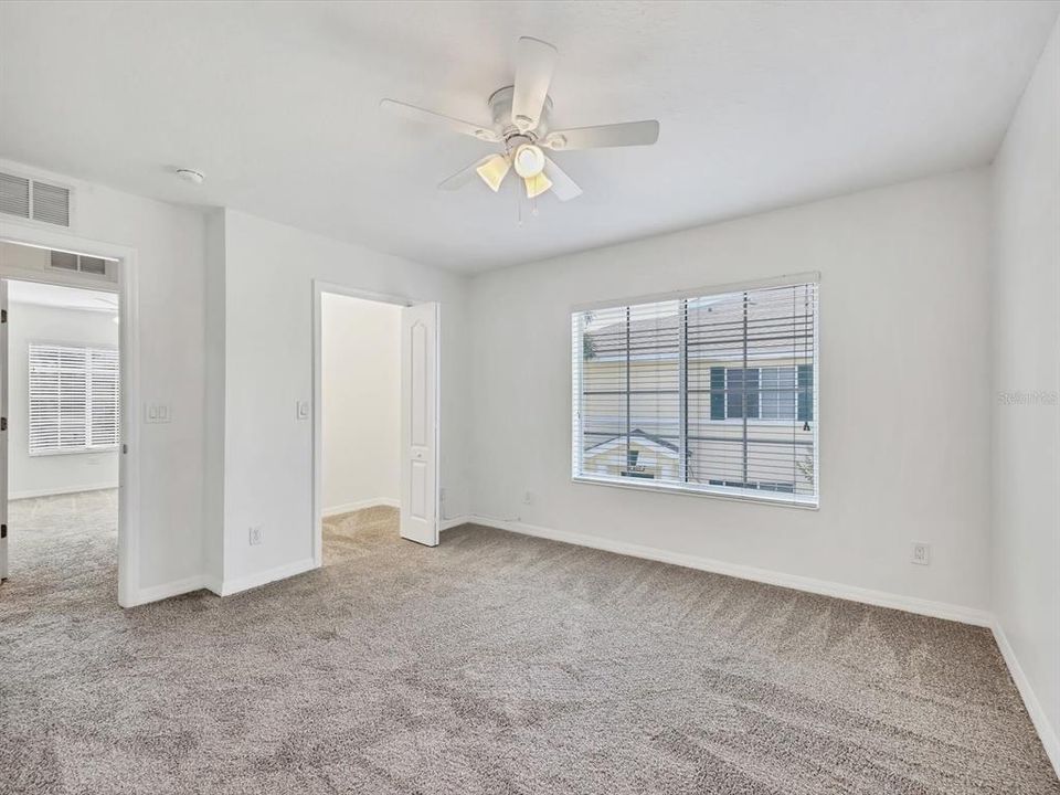 For Rent: $1,895 (3 beds, 2 baths, 1261 Square Feet)