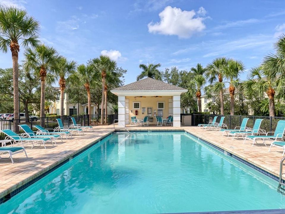 For Rent: $1,895 (3 beds, 2 baths, 1261 Square Feet)