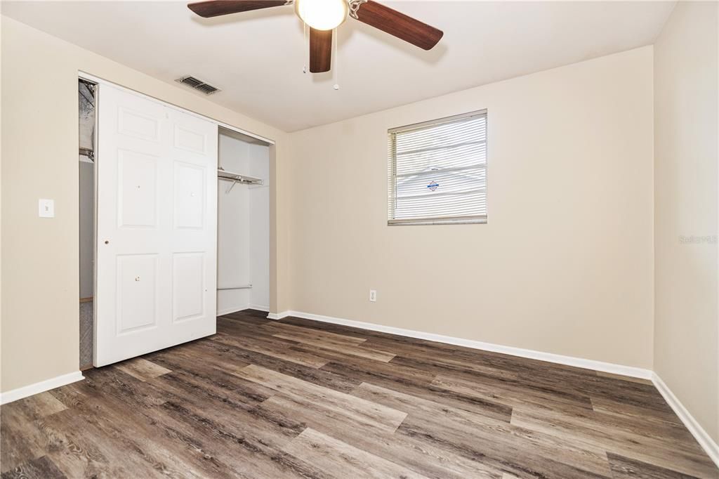 В аренду: $1,800 (2 спален, 1 ванн, 901 Квадратных фут)