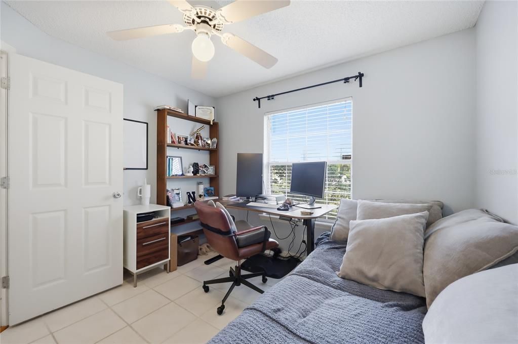 For Sale: $295,000 (3 beds, 2 baths, 1541 Square Feet)