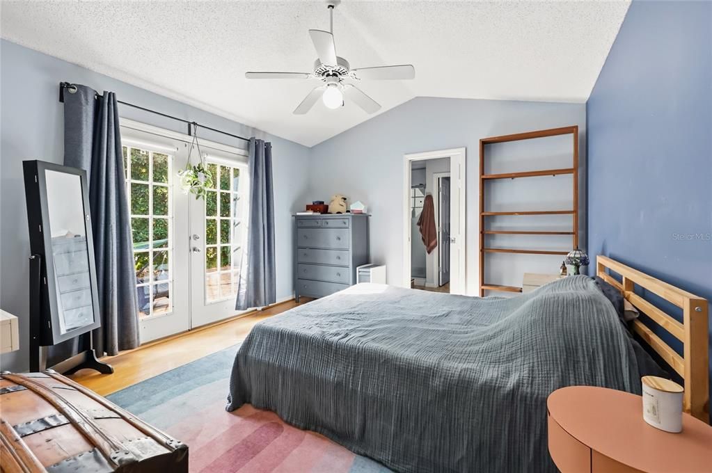 For Sale: $295,000 (3 beds, 2 baths, 1541 Square Feet)