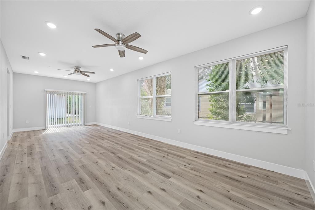 For Rent: $4,300 (4 beds, 3 baths, 2160 Square Feet)