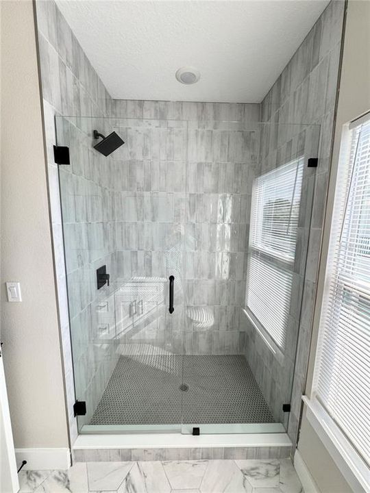 For Rent: $4,300 (4 beds, 3 baths, 2160 Square Feet)