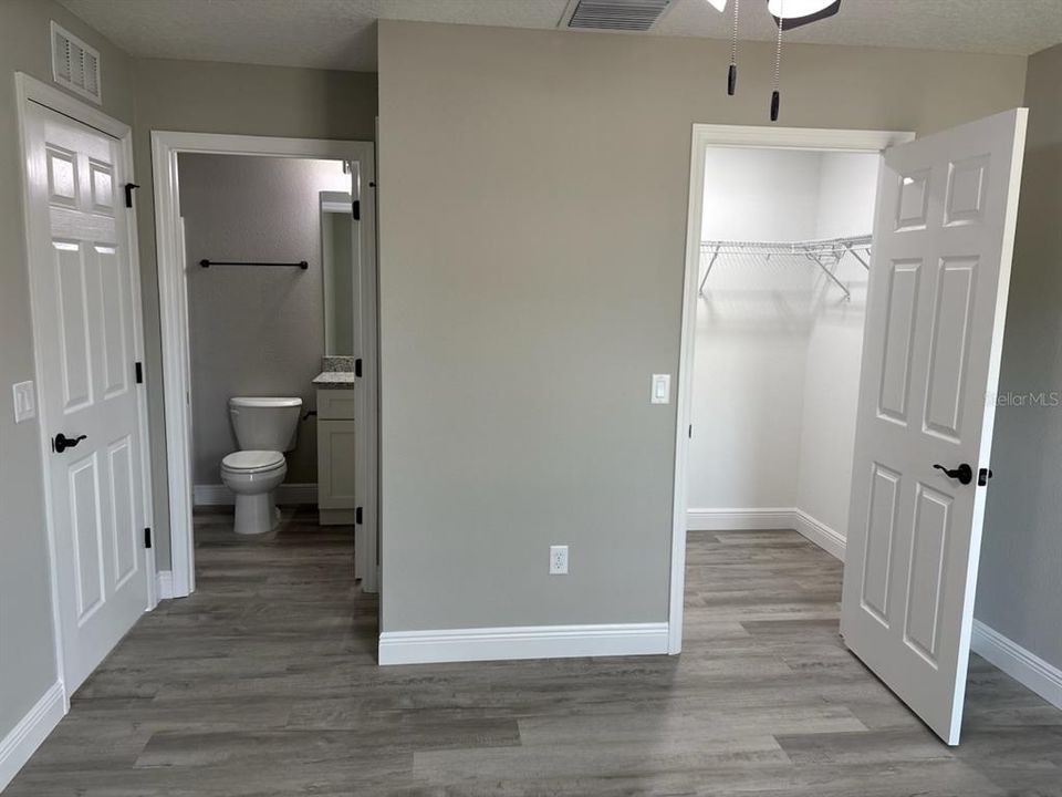 For Sale: $224,900 (3 beds, 2 baths, 1264 Square Feet)