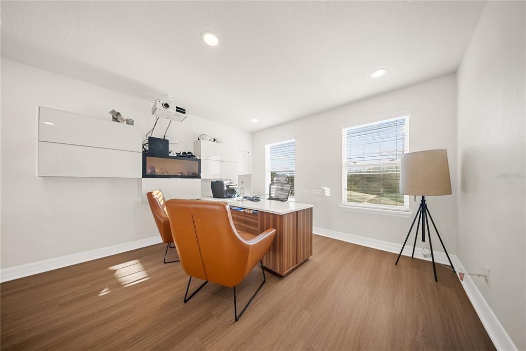 For Sale: $870,000 (4 beds, 2 baths, 2996 Square Feet)