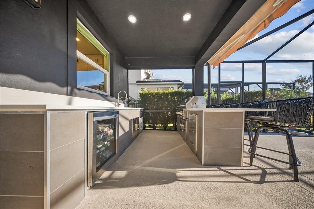 For Sale: $870,000 (4 beds, 2 baths, 2996 Square Feet)