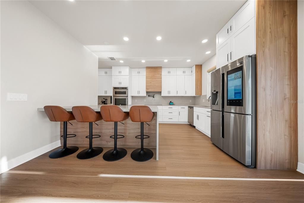 For Sale: $870,000 (4 beds, 2 baths, 2996 Square Feet)