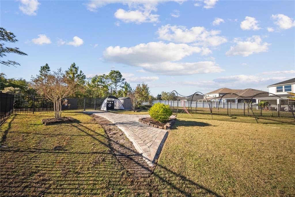 For Sale: $870,000 (4 beds, 2 baths, 2996 Square Feet)