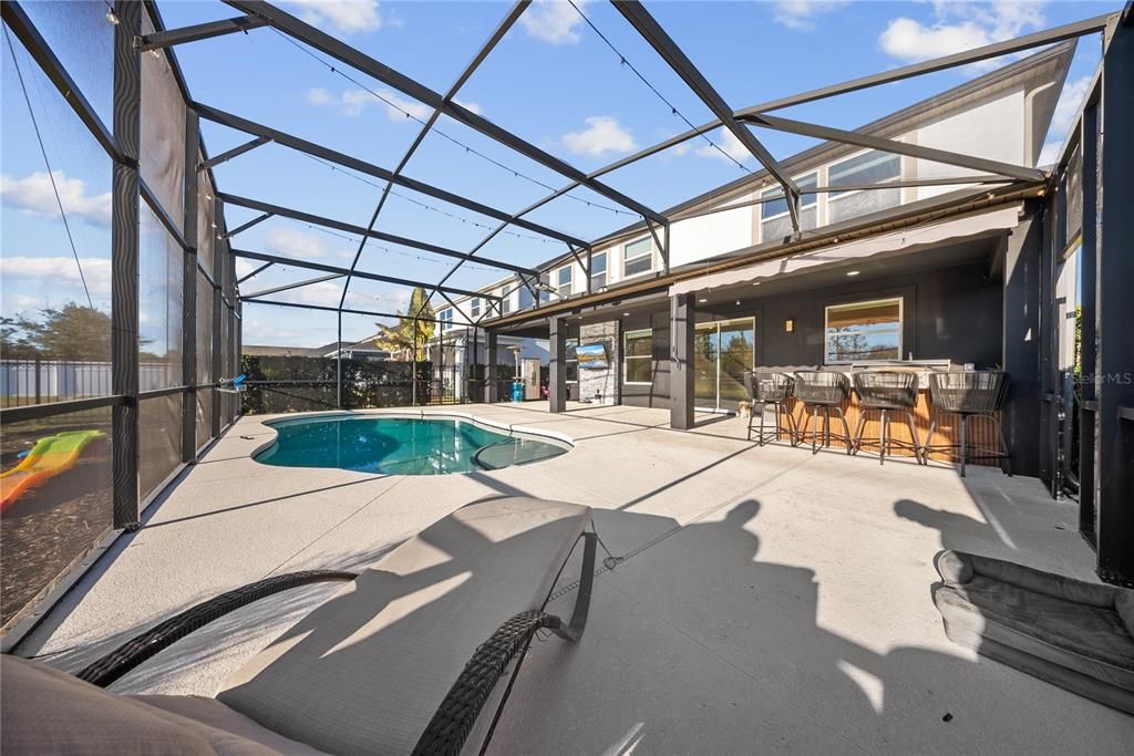 For Sale: $870,000 (4 beds, 2 baths, 2996 Square Feet)