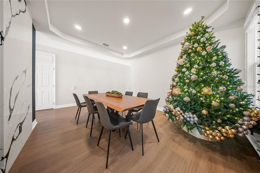 For Sale: $870,000 (4 beds, 2 baths, 2996 Square Feet)