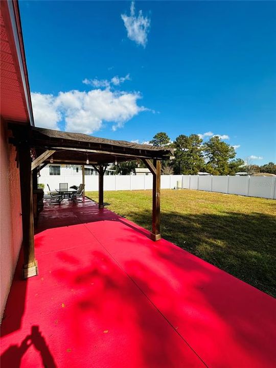 На продажу: $255,000 (3 спален, 2 ванн, 1390 Квадратных фут)