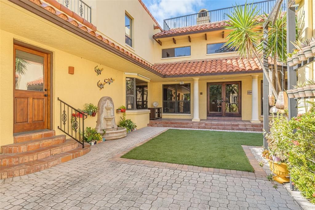 В аренду: $9,950 (5 спален, 3 ванн, 4066 Квадратных фут)