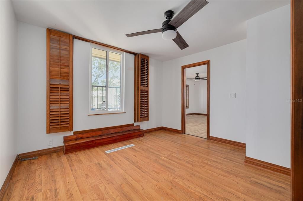 В аренду: $9,950 (5 спален, 3 ванн, 4066 Квадратных фут)