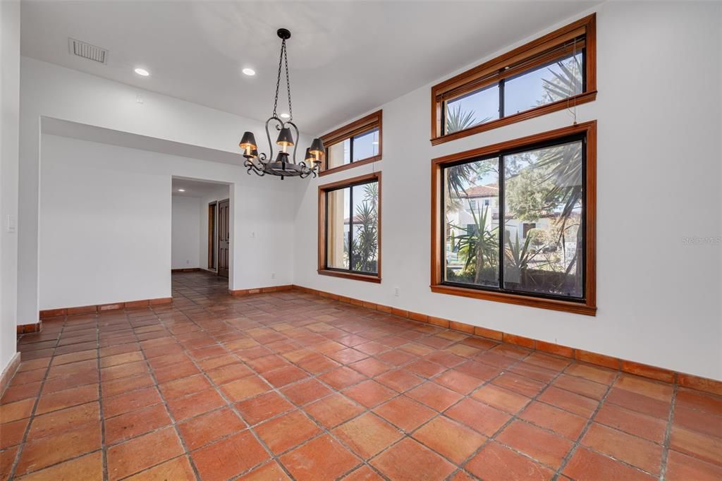 В аренду: $9,950 (5 спален, 3 ванн, 4066 Квадратных фут)