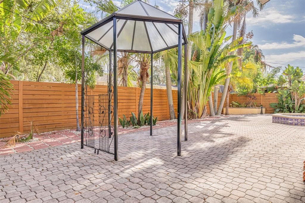 В аренду: $9,950 (5 спален, 3 ванн, 4066 Квадратных фут)