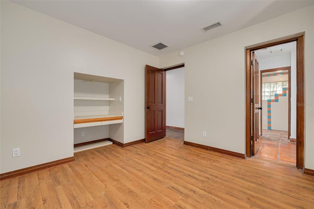 В аренду: $9,950 (5 спален, 3 ванн, 4066 Квадратных фут)