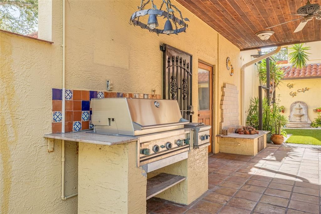 В аренду: $9,950 (5 спален, 3 ванн, 4066 Квадратных фут)