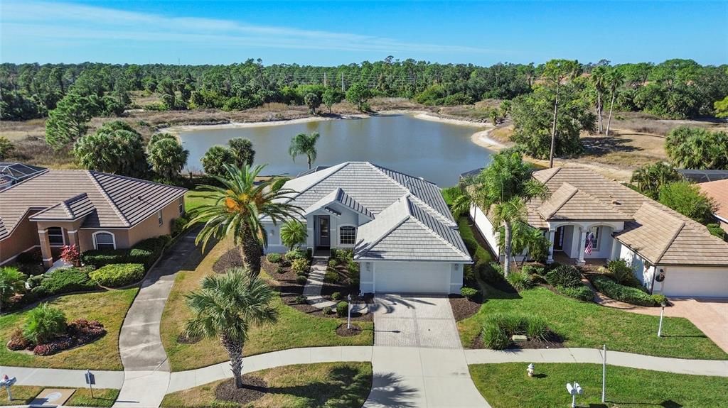 На продажу: $447,500 (3 спален, 2 ванн, 1951 Квадратных фут)