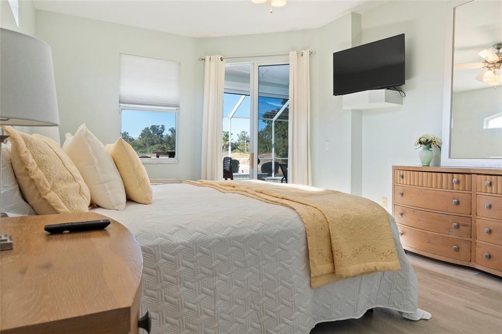 На продажу: $447,500 (3 спален, 2 ванн, 1951 Квадратных фут)