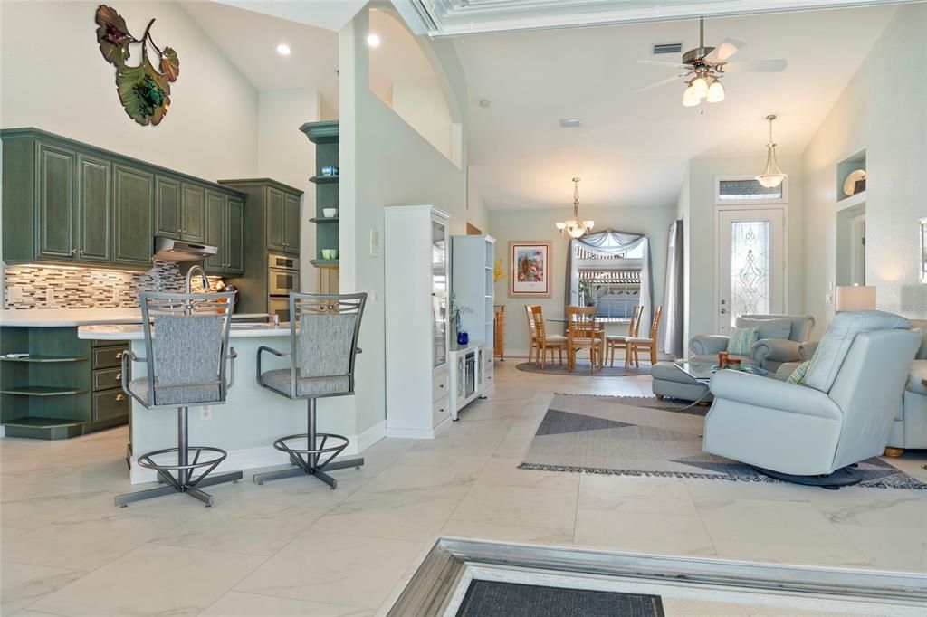 На продажу: $447,500 (3 спален, 2 ванн, 1951 Квадратных фут)