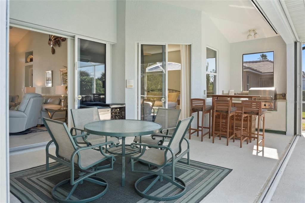 На продажу: $447,500 (3 спален, 2 ванн, 1951 Квадратных фут)