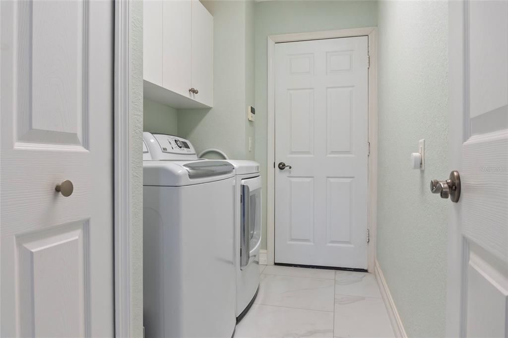 На продажу: $447,500 (3 спален, 2 ванн, 1951 Квадратных фут)