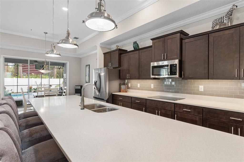 For Sale: $650,000 (4 beds, 3 baths, 2693 Square Feet)