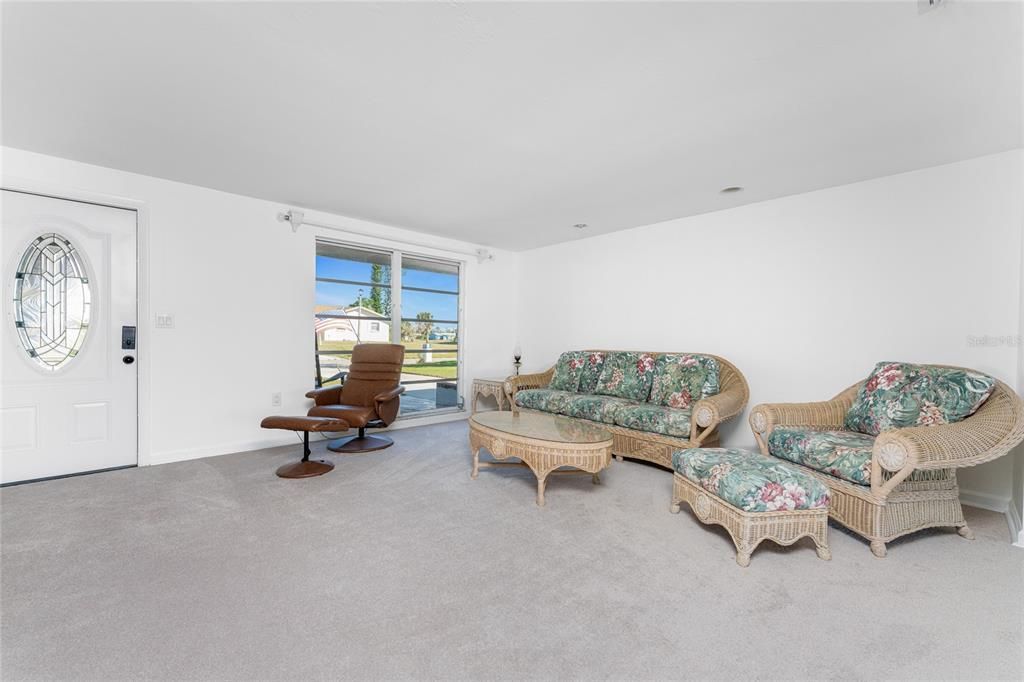 待售: $209,900 (3 贝兹, 2 浴室, 1539 平方英尺)